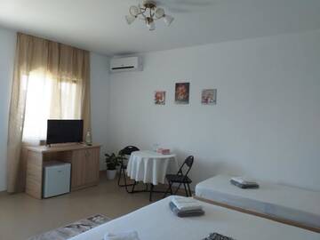 Фото номера Улучшенный двухместный номер с 1 кроватью Гостевой дом Casa din Deal г. Корбу 64