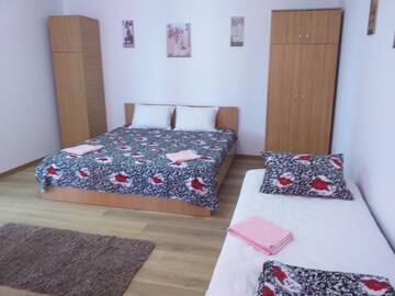 Фото номера Улучшенный двухместный номер с 1 кроватью Гостевой дом Casa din Deal г. Корбу 41