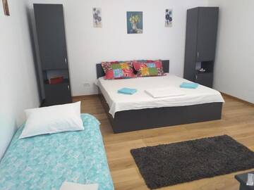 Фото номера Улучшенный двухместный номер с 1 кроватью Гостевой дом Casa din Deal г. Корбу 17