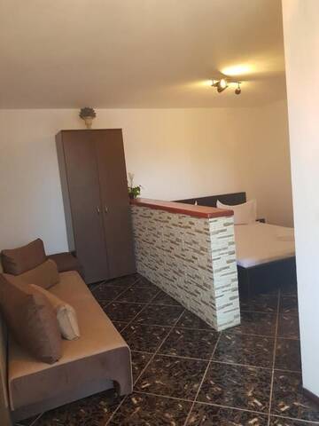 Фото номера Трехместный номер с террасой Гостевой дом Casa Cristina Corbu г. Корбу 3