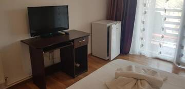 Фото номера Двухместный номер с 1 кроватью и террасой Гостевой дом Casa Cristina Corbu г. Корбу 3